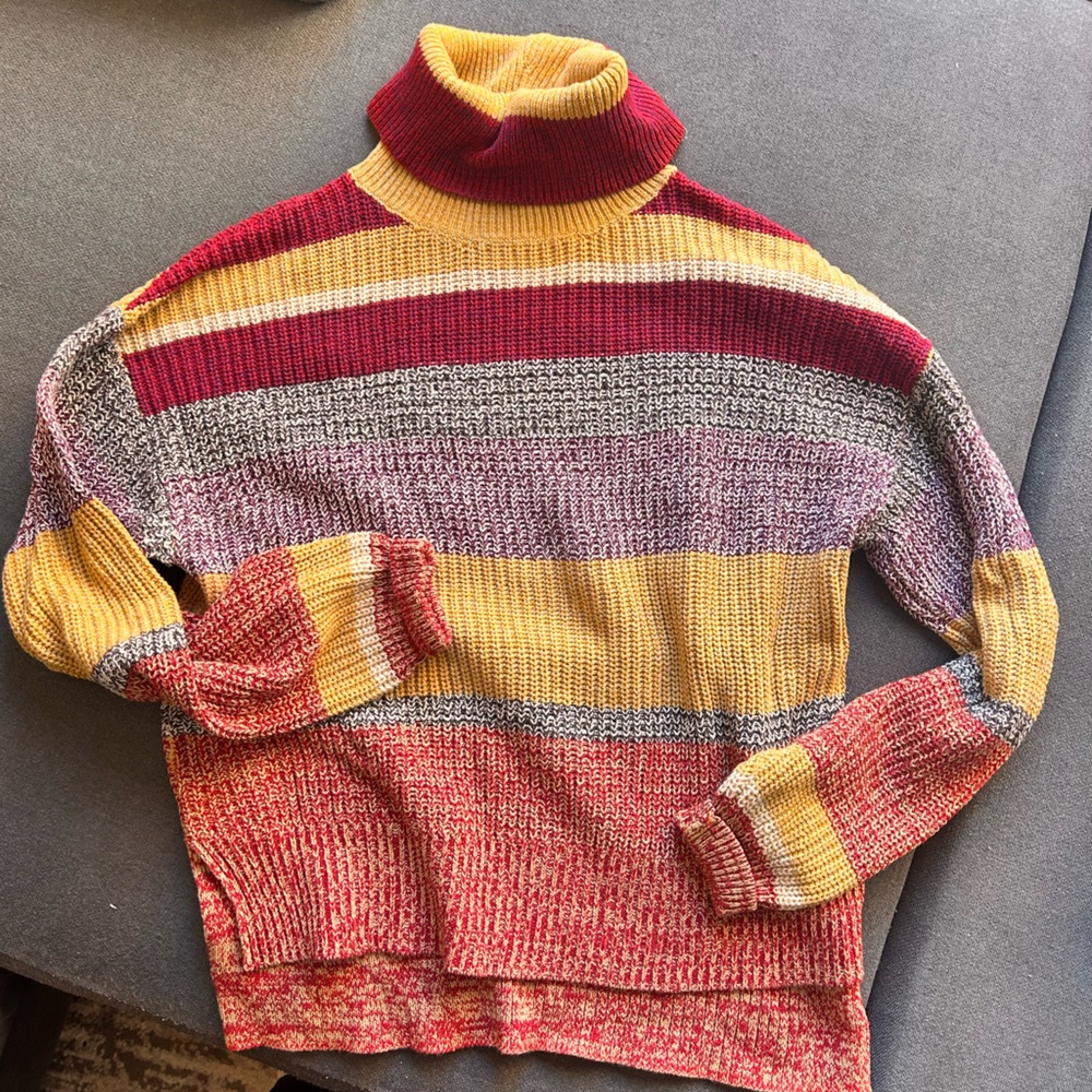 Urban Outfitters turtle neck